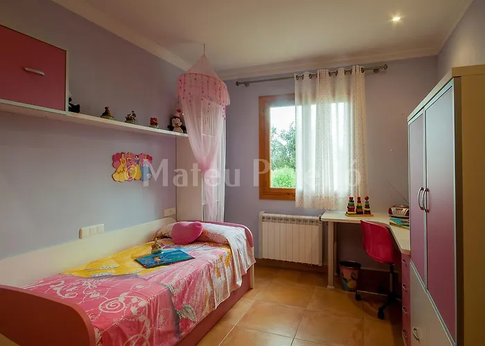 فيلة Santa Eulalia *